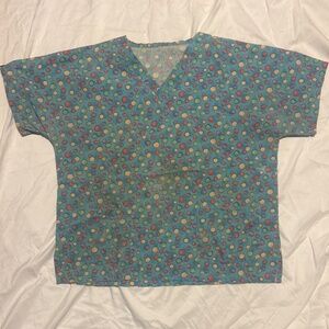 Blue Polka Dot Scrub Top – Cute & Comfortable Medical Shirt